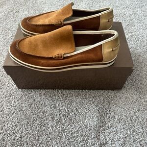Gucci Brown and Tan Leather Loafers Slip-On
